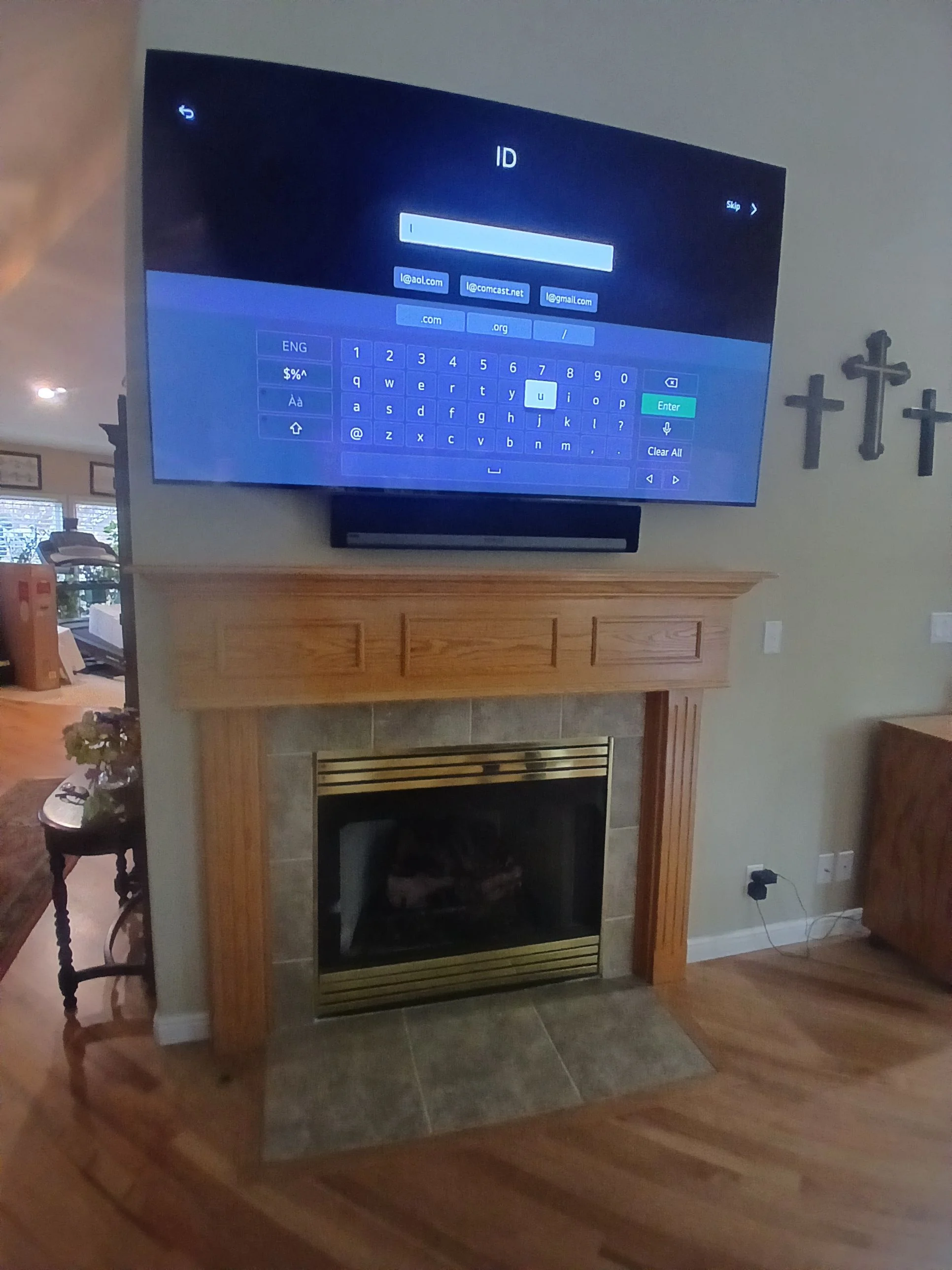 Professional 56"+ TV Mounting in Garden City